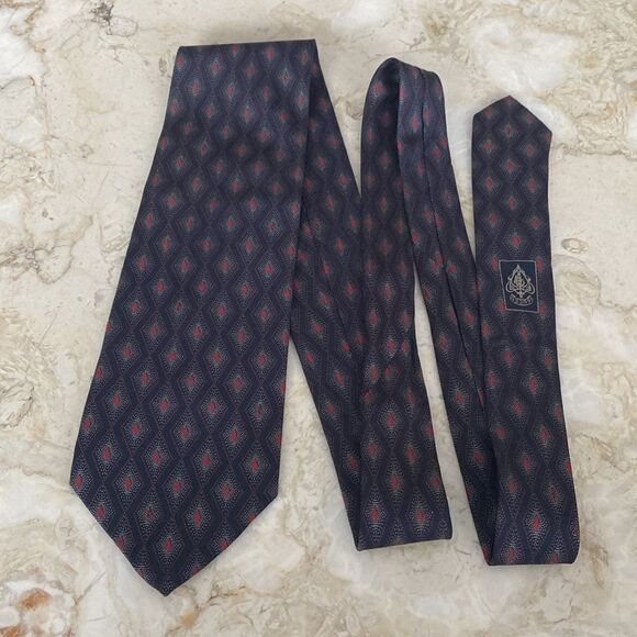 Gucci 100% Silk Tie - Picture 3 of 10